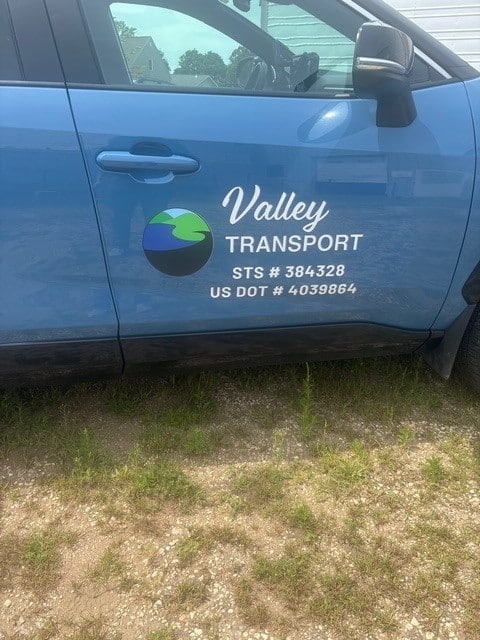 Vinyl Lettering and Decals - Image 4
